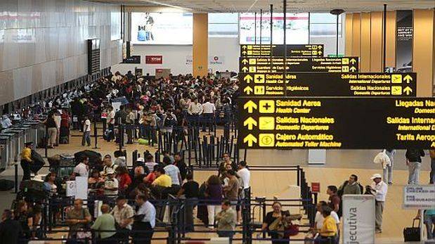 Indecopi: sobreventa de pasajes en vuelos puede ser sancionada
